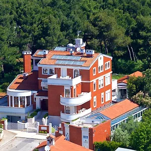 https://boutique-hotel-villa-vulin.in-istria.net